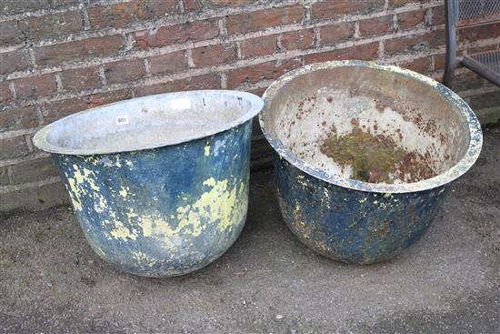 2 galvanised garden pots